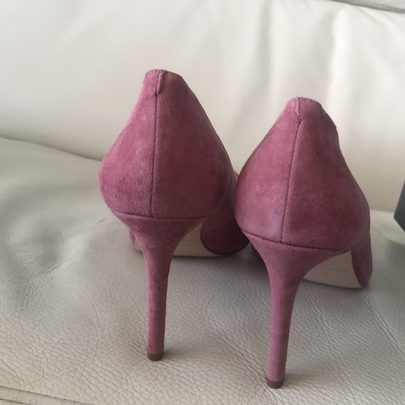 BN Ann Taylor suede pumps - Picture 2 of 4